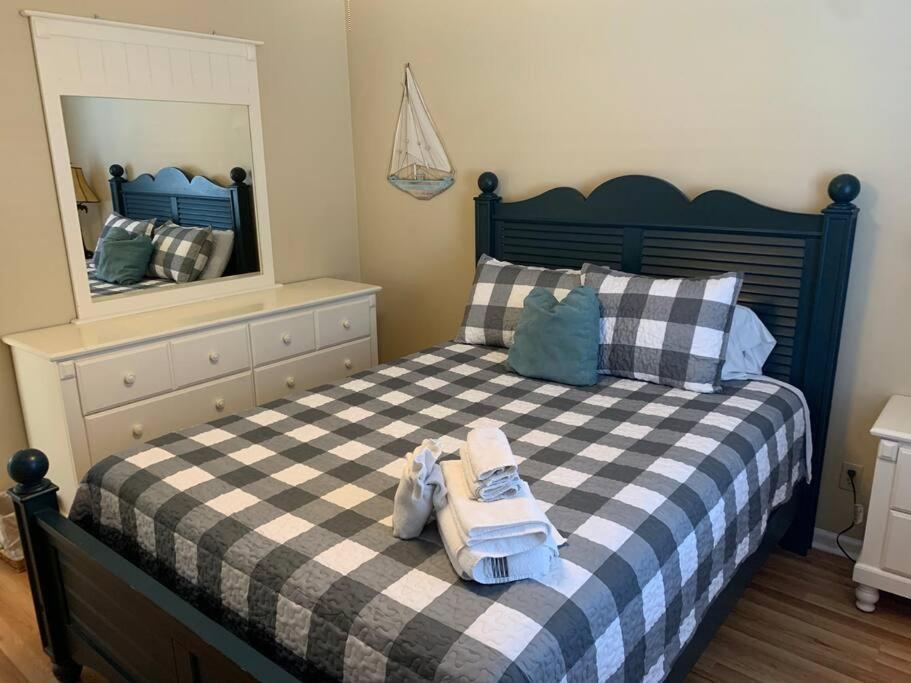 Beach Breeze 3, Pet Friendly, Walking Distance To Atlantic Ocean Free Parking 미를 비치 외부 사진